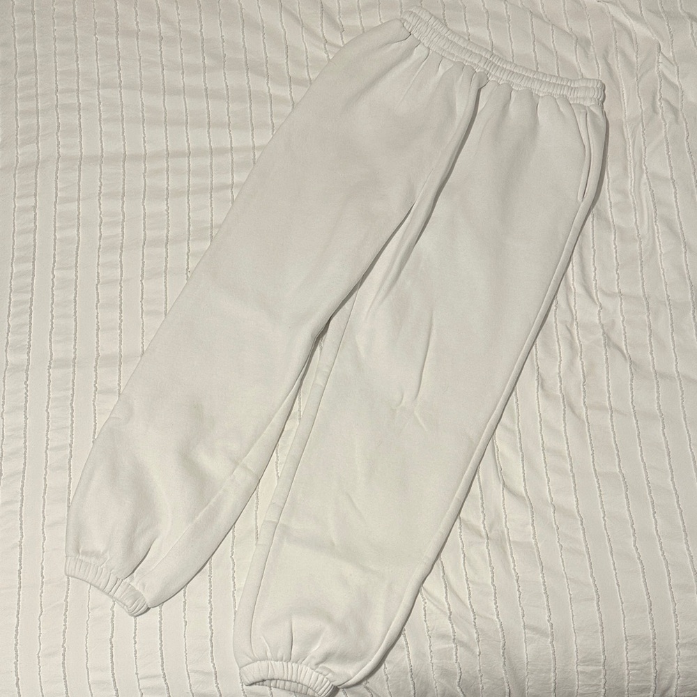 Medium White Women’s Sweatpants